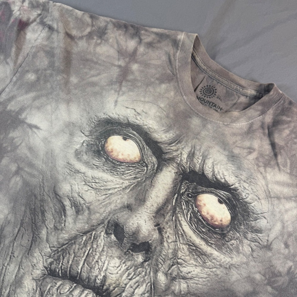The Mountain Distortions Zombie Graphic Tie Dye T-Shirt Mens 2XL Grey Horror